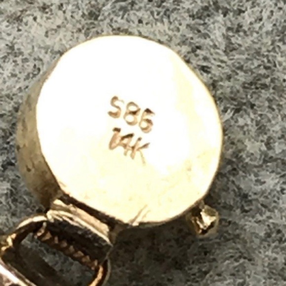 14k Solid Gold and Green Jade Bracelet - Picture 14 of 15